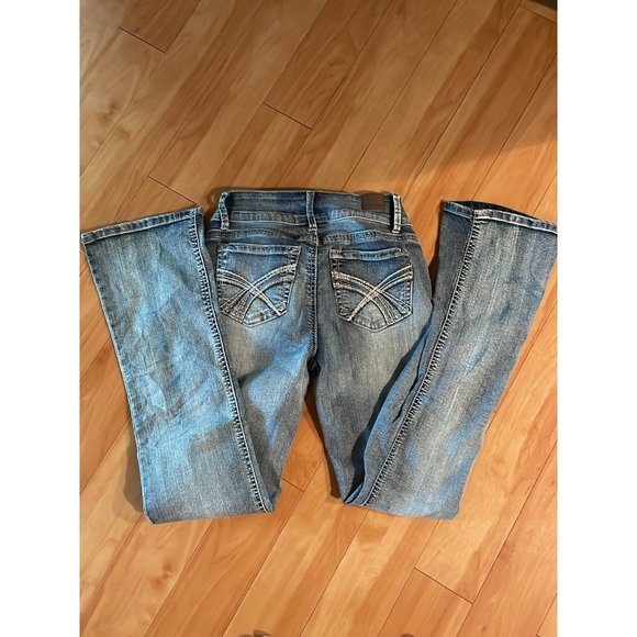 Jeans - Picture 2 of 2